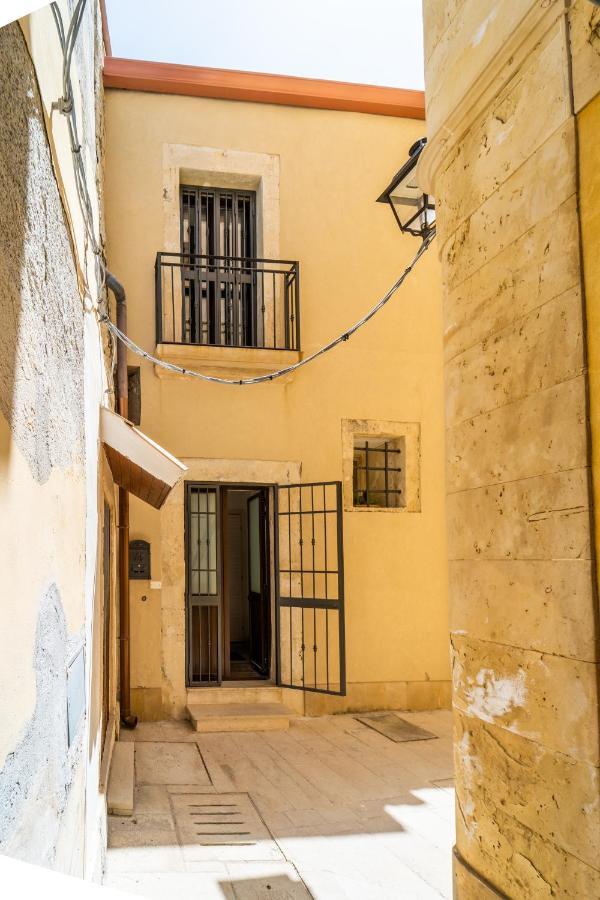 Casa Talete Cozy Apartment In Ortigia - First Floor Συρακούσες Εξωτερικό φωτογραφία